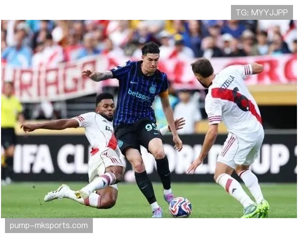 巴斯托尼后场组织能力凸显，球队战术体系稳步升级引热议