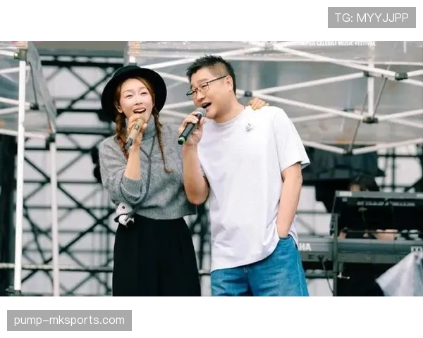 孙悦这生活节奏跟节目组导演似的,球场上一秒正经下一秒就开撕戏还挺带劲 孙悦这生活节奏跟节目组导演似的,球场上一秒正经下一秒就开撕戏还挺带劲