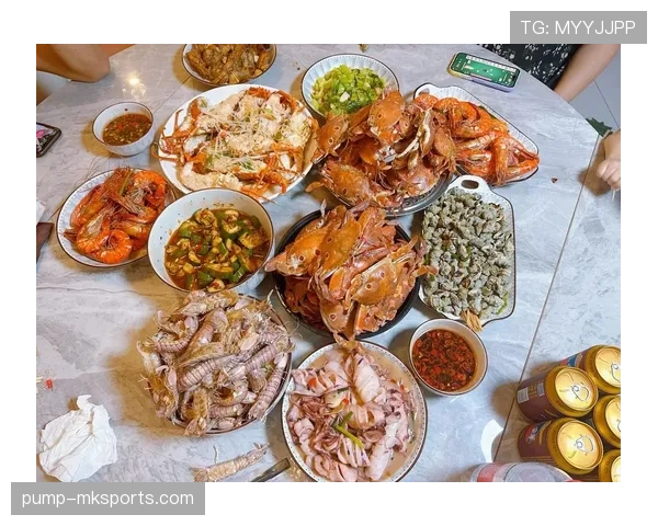 蔡赟居然一天能吃三顿豪华大餐，这生活跟普通人差太多了吧？